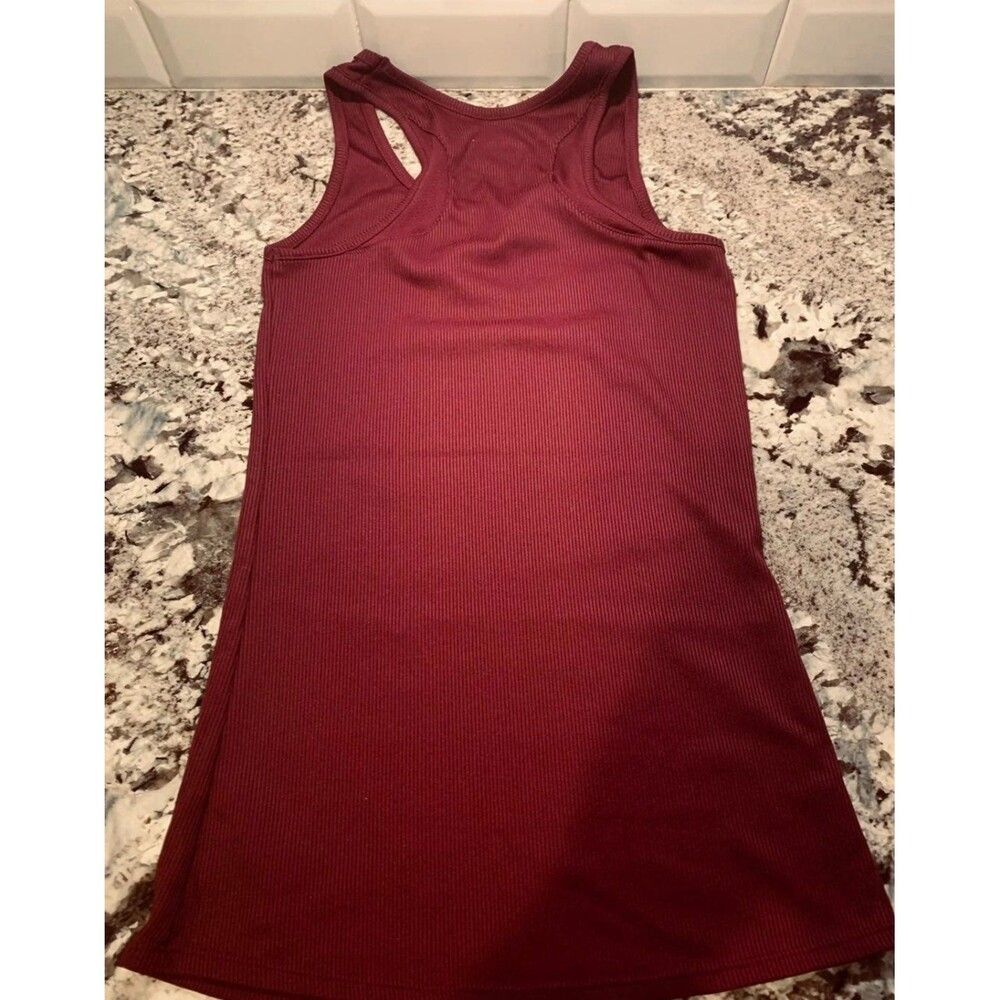 Under Armour Shirt and Pink Shorts Bundle - Picture 9 of 11